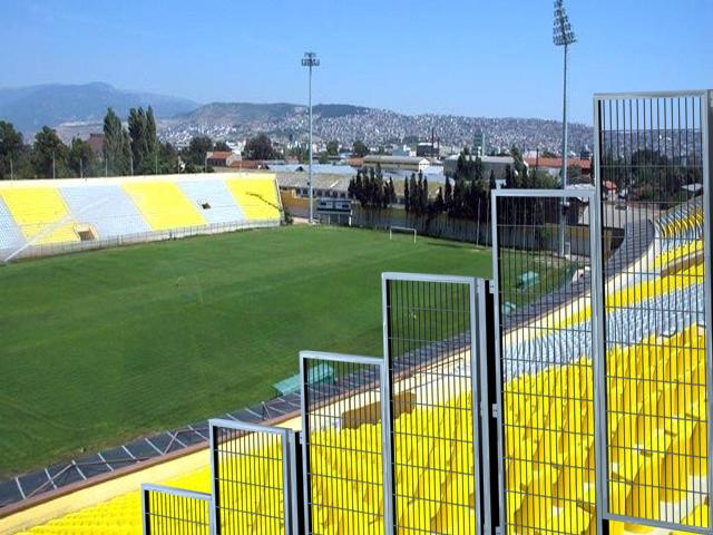 Gard de Separare Tribune